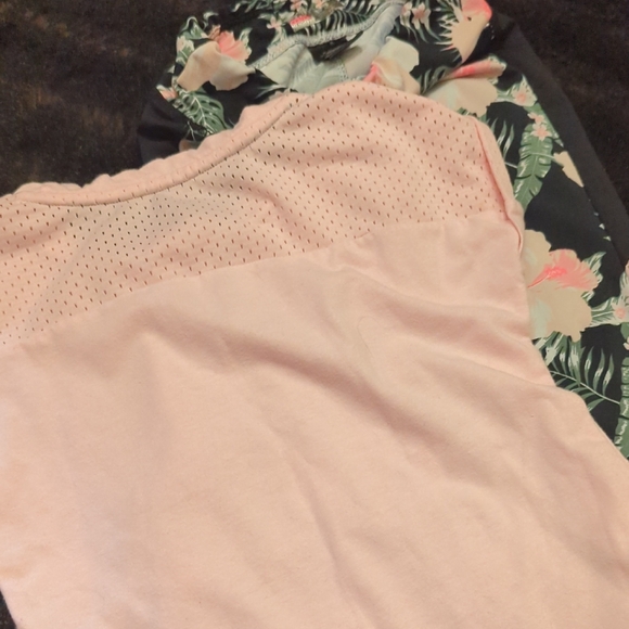 XOXO KIDS Love Graphic Pink and Floral Kids Set - Picture 9 of 9